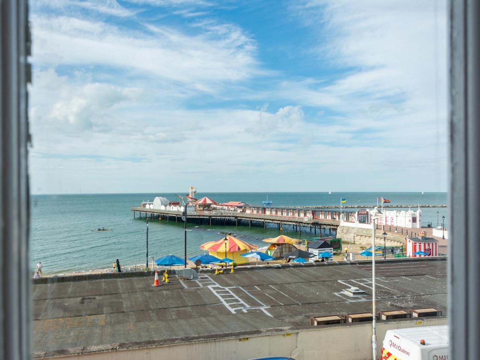 Apartment Sea View Flat In Kent Pass The Keys Herne Bay